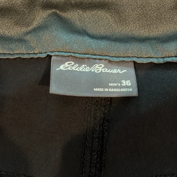 Black shorts - Picture 3 of 3